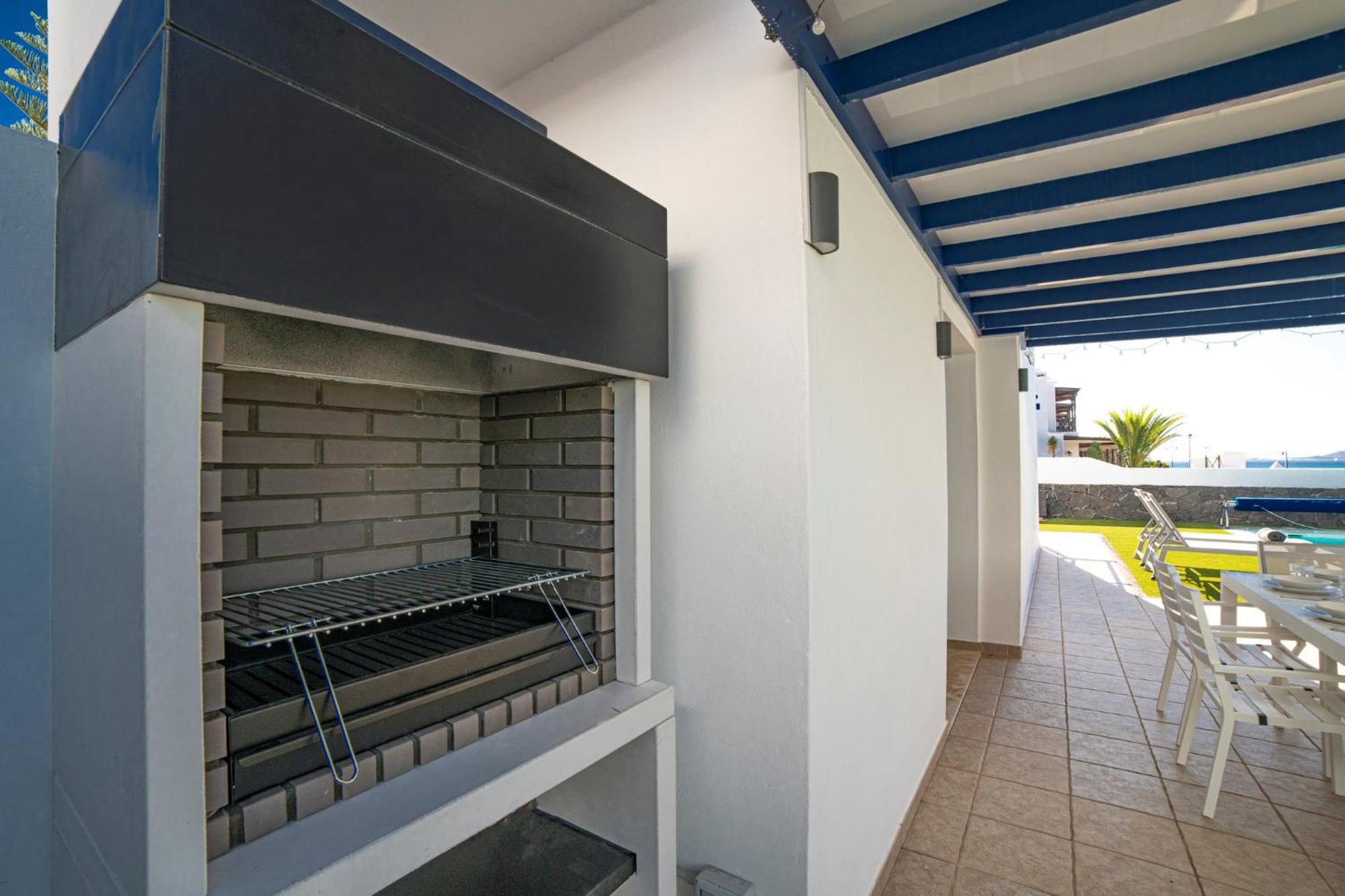 Beautiful Detached Lanzarote Villa 3 Bedrooms Villa Stacruz Bay Stunning Views Close To Amenities Playa Blanca Екстериор снимка